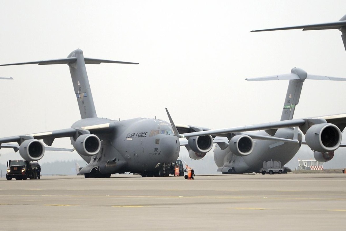 US considers sending additional 10,000 ground troops to Middle East amid Iran talks